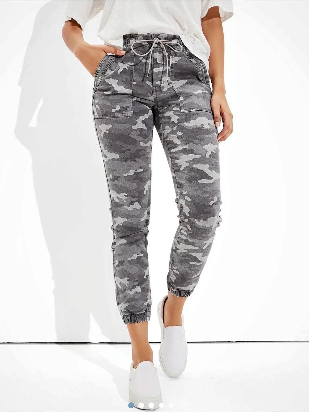 American Eagle Outfitters Women's Camo Jogger Pants Gray Size 8